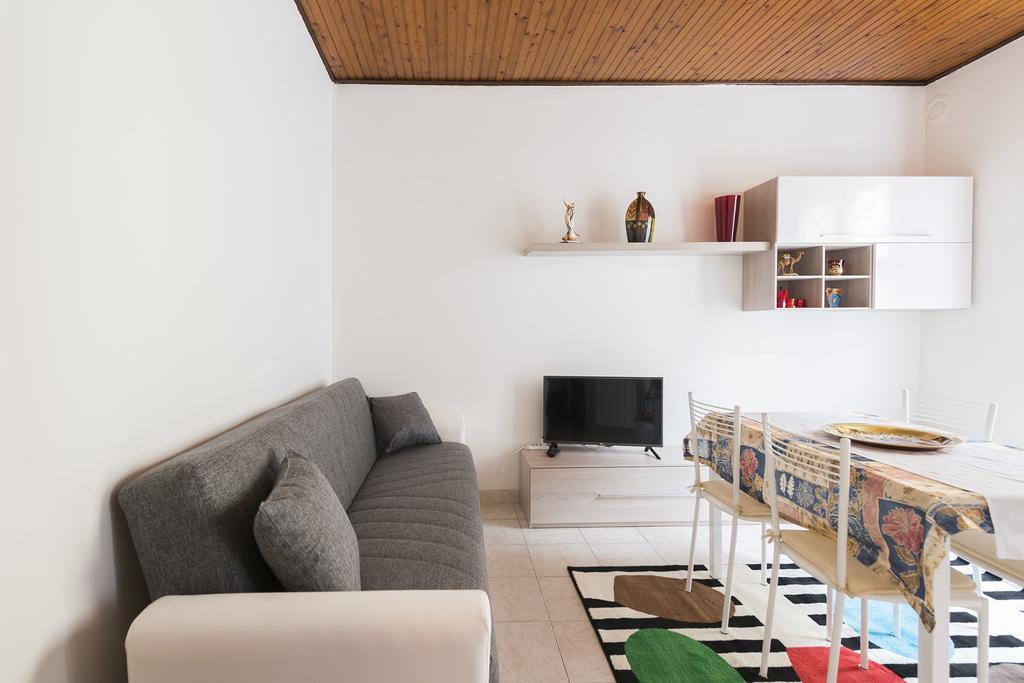 Rogoredo Apartments Milan Exterior photo